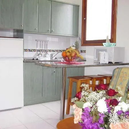 Alhambra Boutique Apartmanhotel 3*