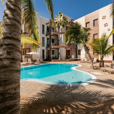Alhambra Boutique Aparthotel 3*