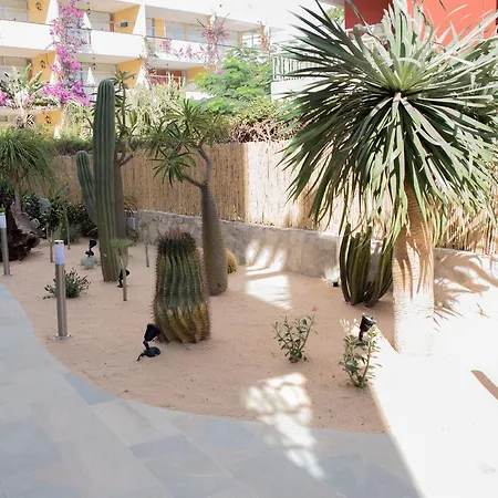 Aparthotel Alhambra Boutique By Pmc 3*